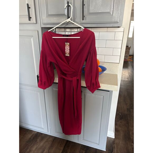 Dress - Picture 1 of 6